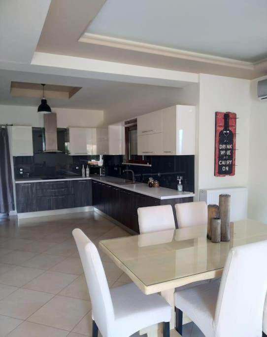 Villa Ikaros Kalamítsion Amigdhálion Bagian luar foto