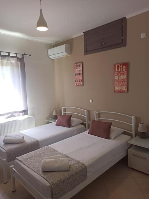 Villa Ikaros Kalamítsion Amigdhálion Bagian luar foto