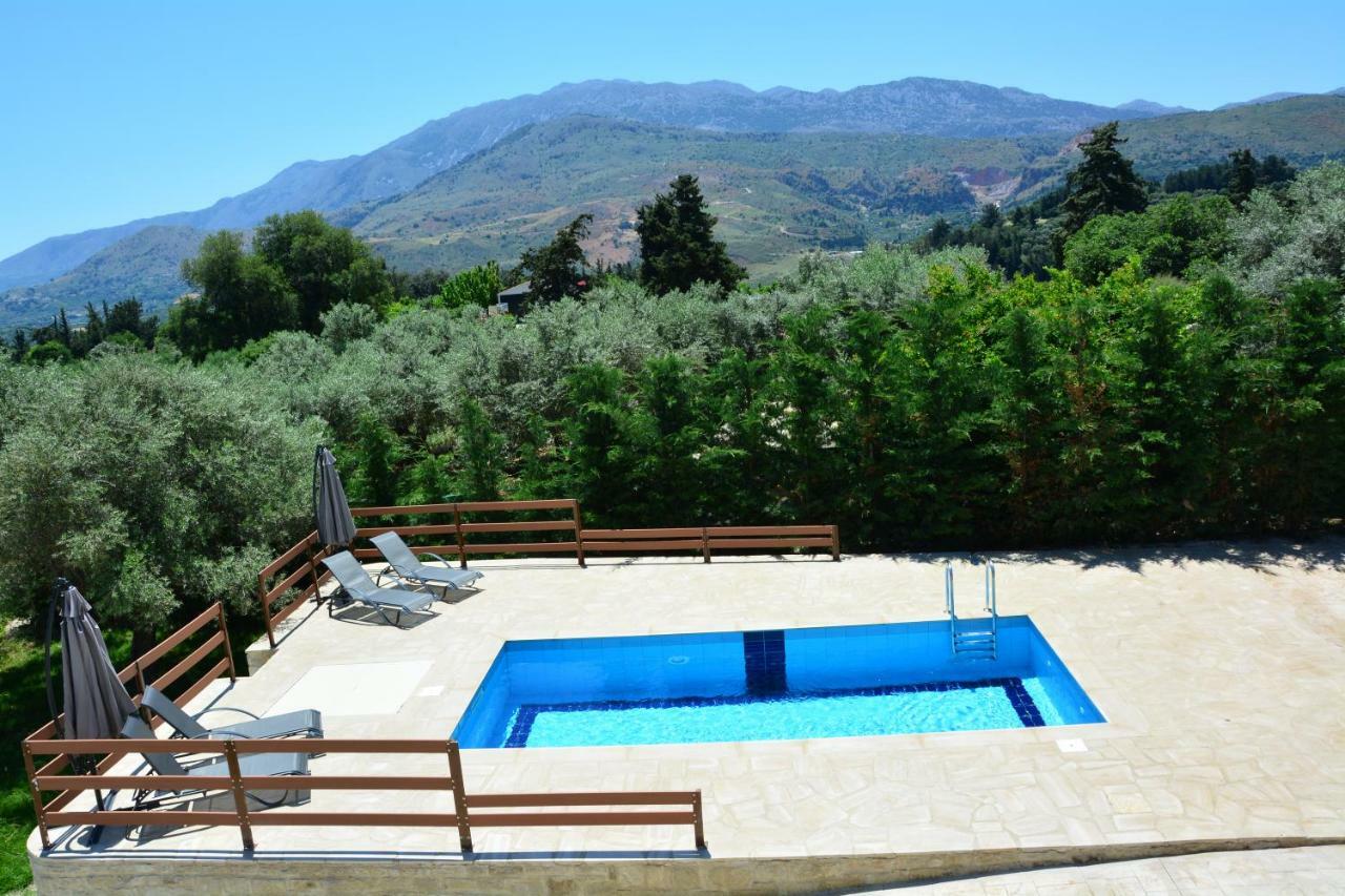 Villa Ikaros Kalamítsion Amigdhálion Bagian luar foto